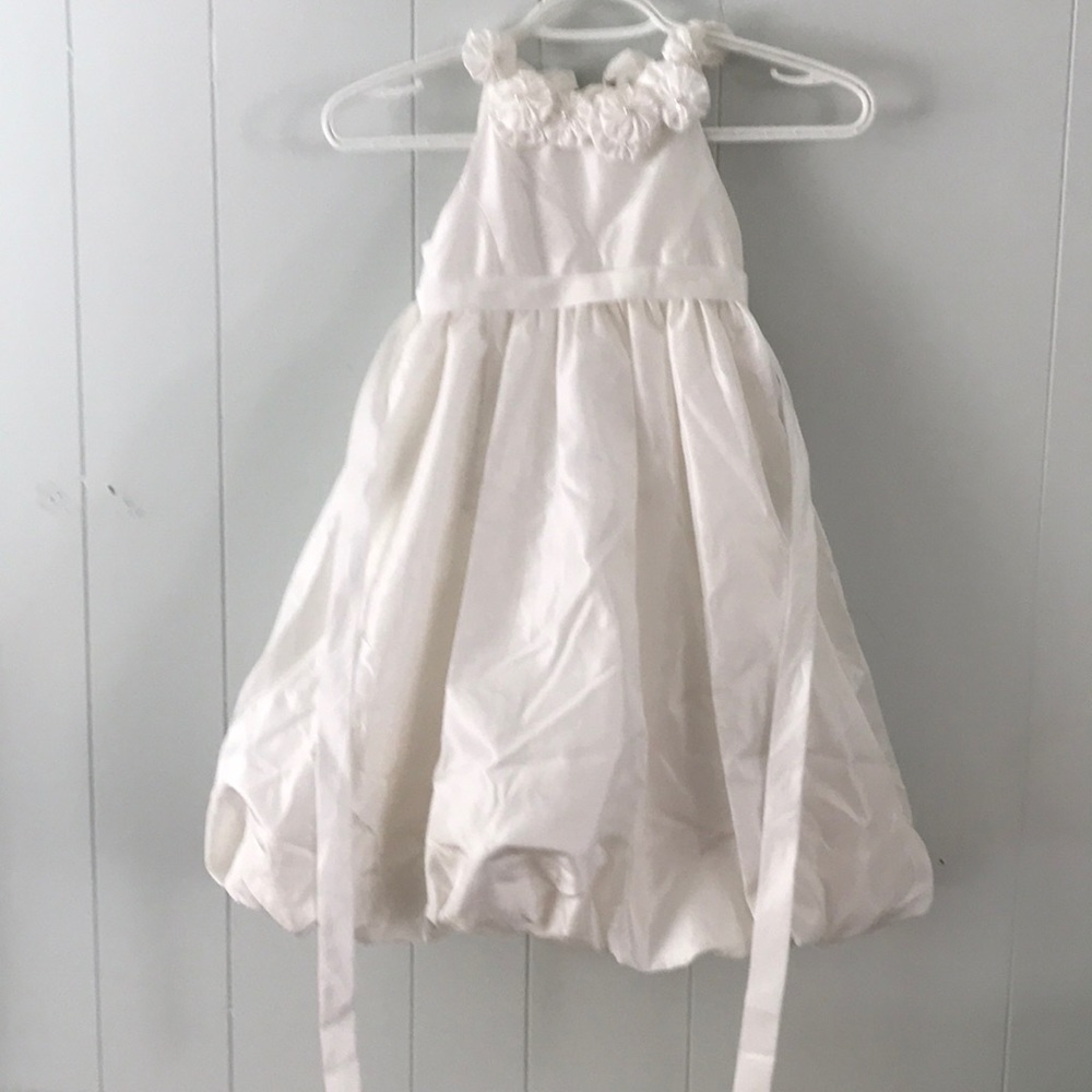 David’s Bridal girls dress